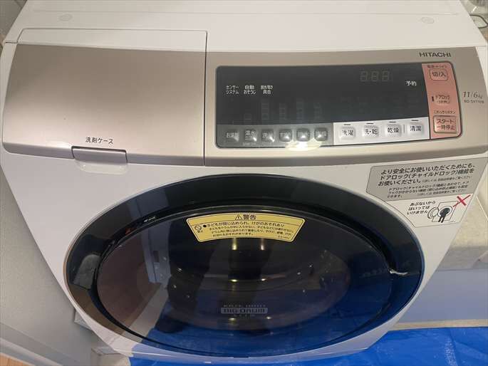 「黒いカスがつく⁈」文京区でのドラム式洗濯機(日立BD-SV110B)の分解掃除事例