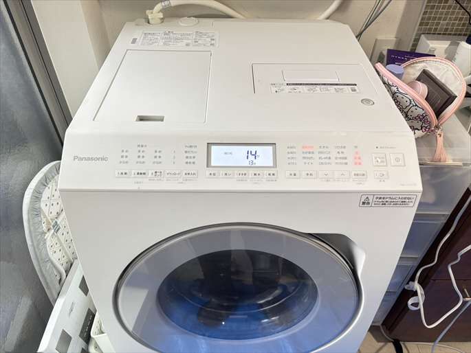 ヒートポンプは詰まりやすい？葛飾区でのドラム式洗濯機(パナソニックNA-LX127D)分解掃除事例