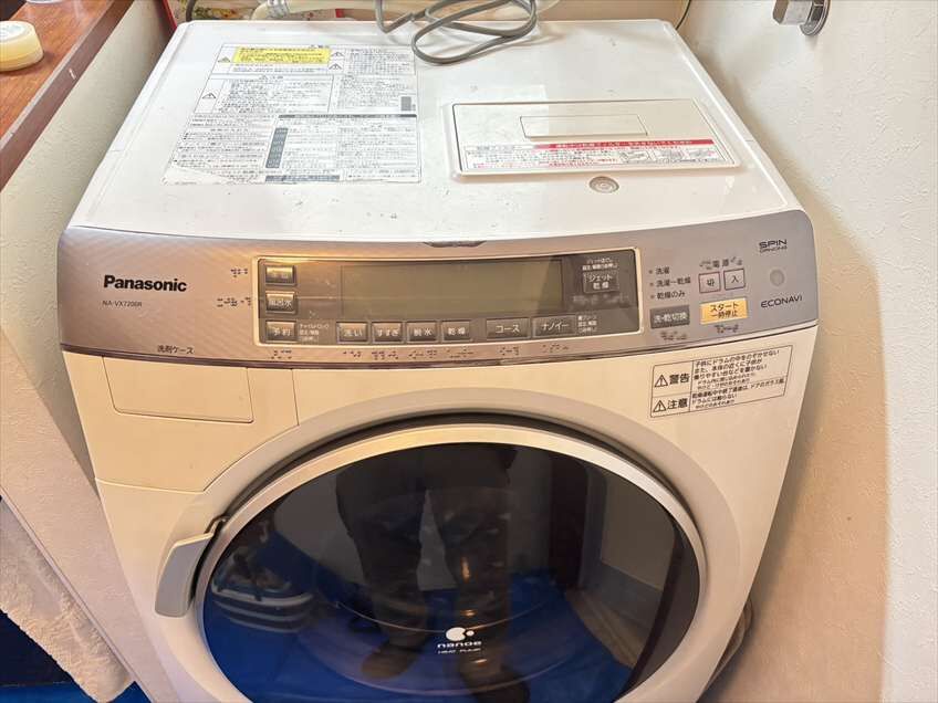 【カビ臭い】文京区でのドラム式洗濯機(パナソニックNA-VX7200R)分解掃除事例
