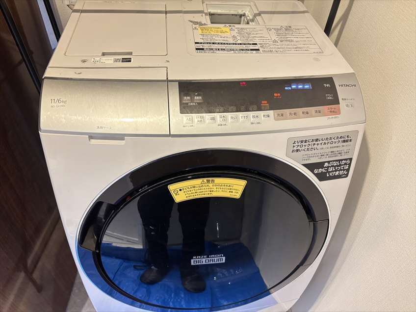 脱水時の偏りで乾燥不良に？渋谷区でのドラム式洗濯機(日立BD-SX110C)の分解掃除事例
