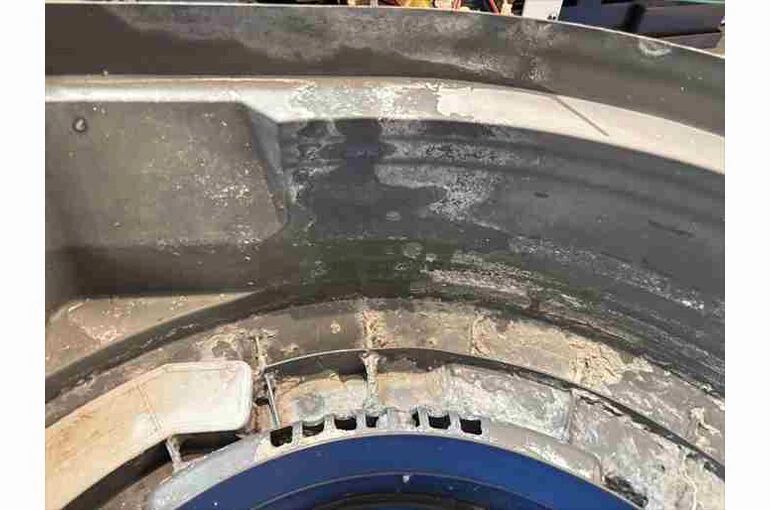    毎回のオキシクリーンが招いた「ホコリの舞い上がり」の原因と解決策 | 荒川区での事例   