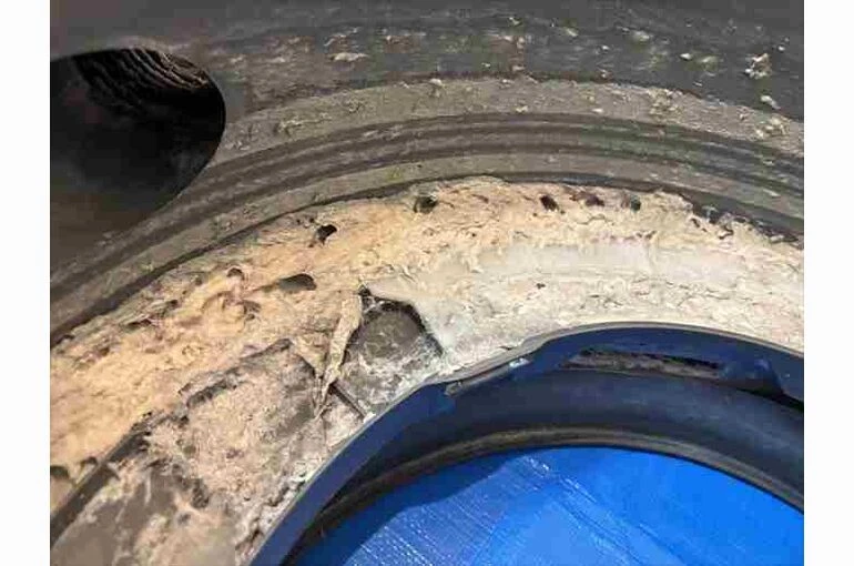    毎回のオキシクリーンが招いた「ホコリの舞い上がり」の原因と解決策 | 荒川区での事例   