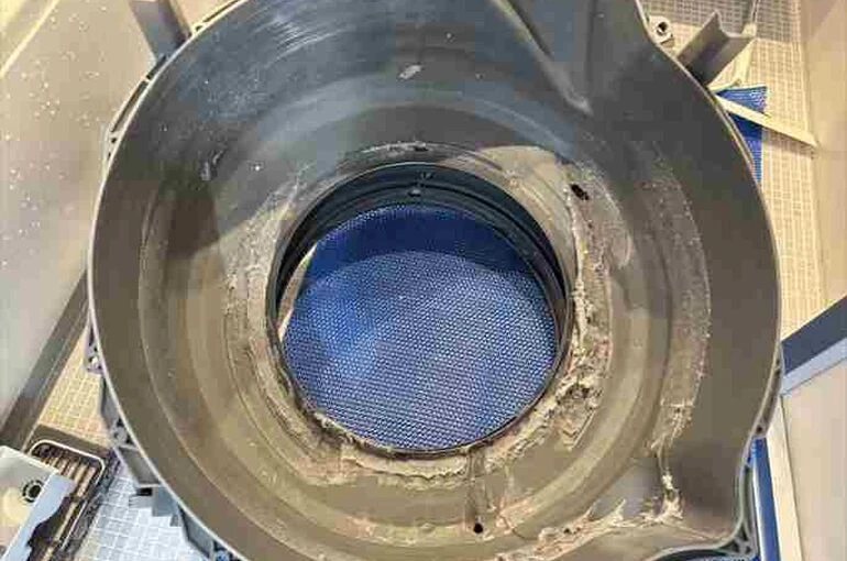    分解掃除を頼む頻度と目安 | 2年使ったドラム式洗濯機の事例で解説【練馬区】   